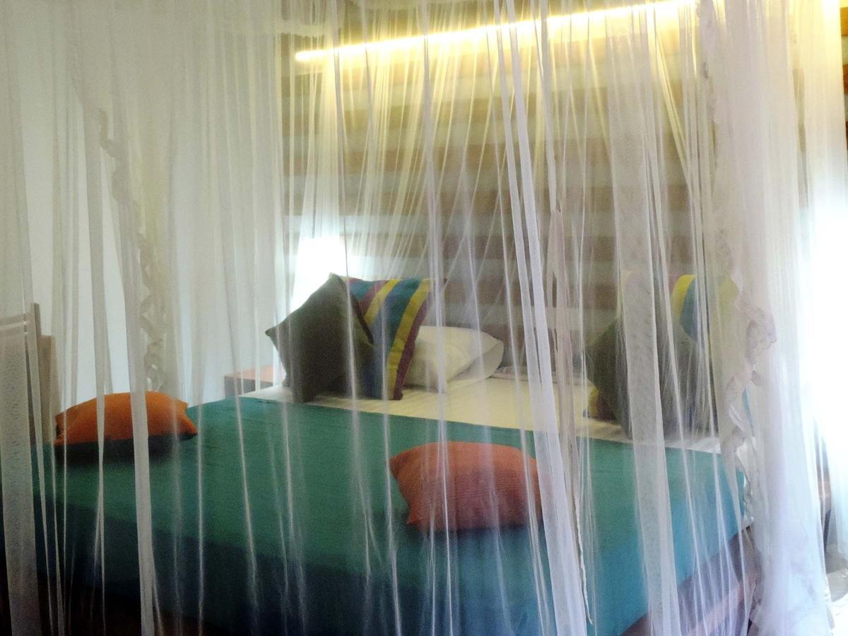 Primrose Guest House Unawatuna Exterior foto